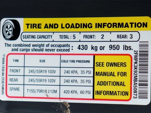 Used 2021 Ford Edge Titanium w/ Cargo Accessory Package image 57