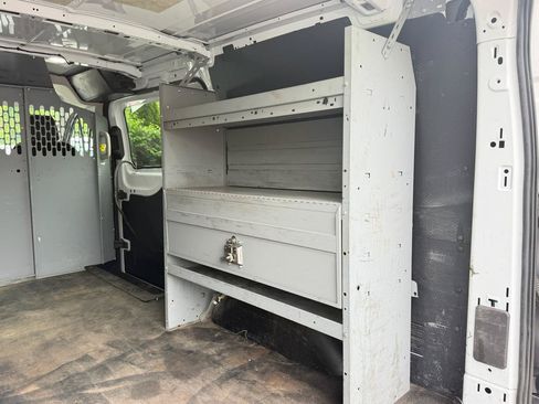 Used 2019 Ford Transit 250 130 Low Roof w/ Interior Upgrade Package RWD image 14