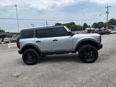 Used 2024 Ford Bronco Black Diamond AWD/4WD image 14