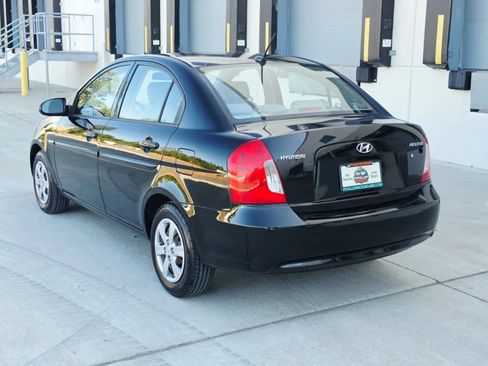 Used 2008 Hyundai Accent GLS FWD image 3