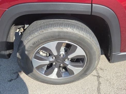Used 2023 Jeep Grand Cherokee 4WD 4xe image 35