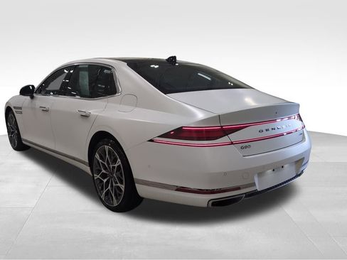 Used 2023 Genesis G90 3.5T image 16