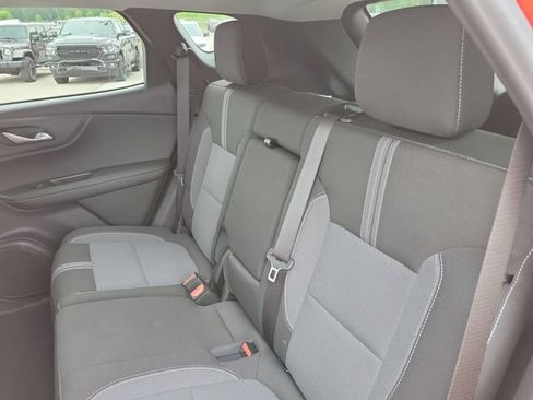 Used 2025 Chevrolet Blazer LT AWD/4WD image 25