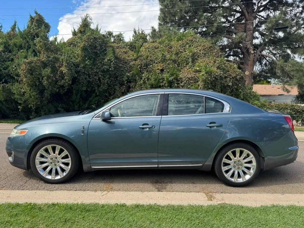 Used 2010 Lincoln MKS AWD image 6