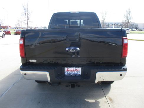 Used 2016 Ford F250 Lariat w/ Lariat Interior Package AWD/4WD image 4