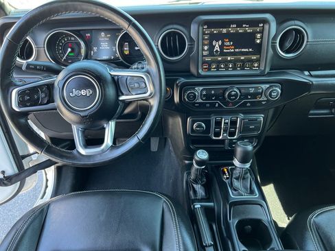 Used 2023 Jeep Wrangler Unlimited Sahara w/ Cold Weather Group AWD/4WD image 12