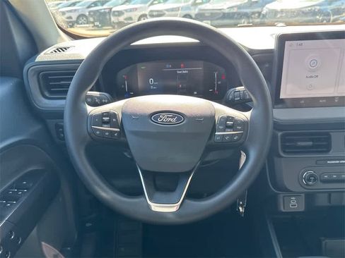 New 2025 Ford Maverick XL image 18