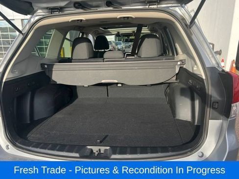 Used 2024 Subaru Forester Premium AWD/4WD image 18