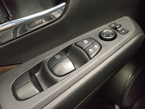 Used 2023 Nissan Kicks SR FWD image 27