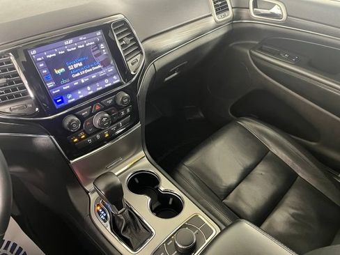 Used 2020 Jeep Grand Cherokee Limited AWD/4WD image 36