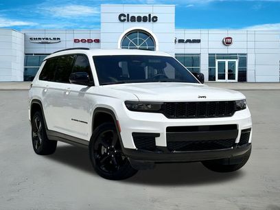 Used 2023 Jeep Grand Cherokee L Laredo