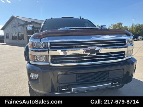 Used 2017 Chevrolet Silverado 2500 High Country w/ Duramax Plus Package image 33