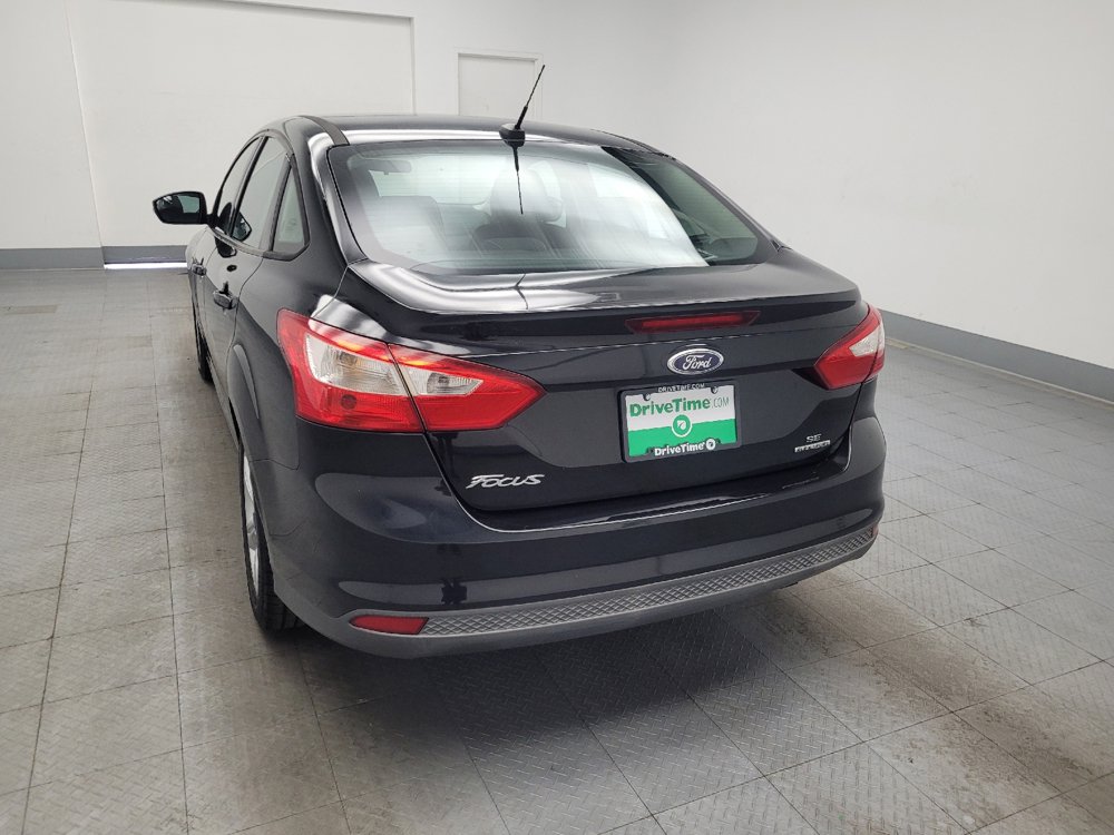 Used 2014 Ford Focus SE w/ SE Winter Package FWD image 6