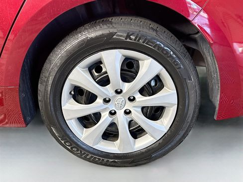 Used 2023 Toyota Corolla LE FWD image 36