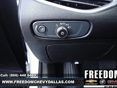 Used 2025 Chevrolet Malibu LT FWD image 21