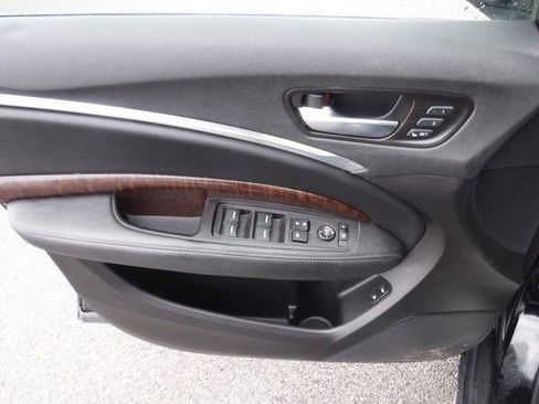 Used 2018 Acura MDX SH-AWD image 13