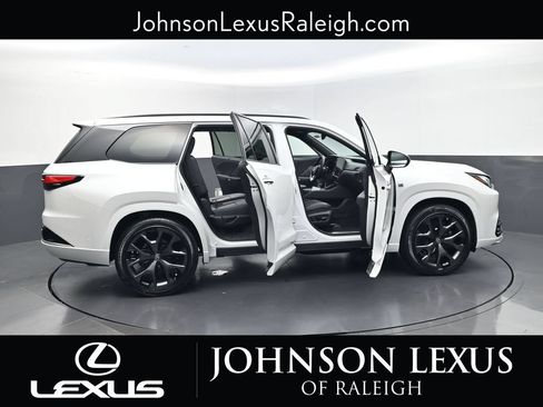 New 2026 Lexus TX 500h AWD w/ Technology Package image 34