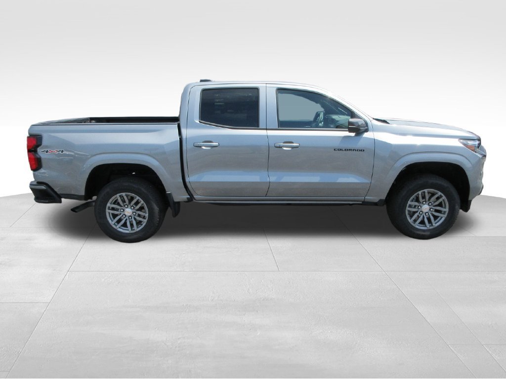 New 2026 Chevrolet Colorado LT w/ LT Convenience Package AWD/4WD image 7