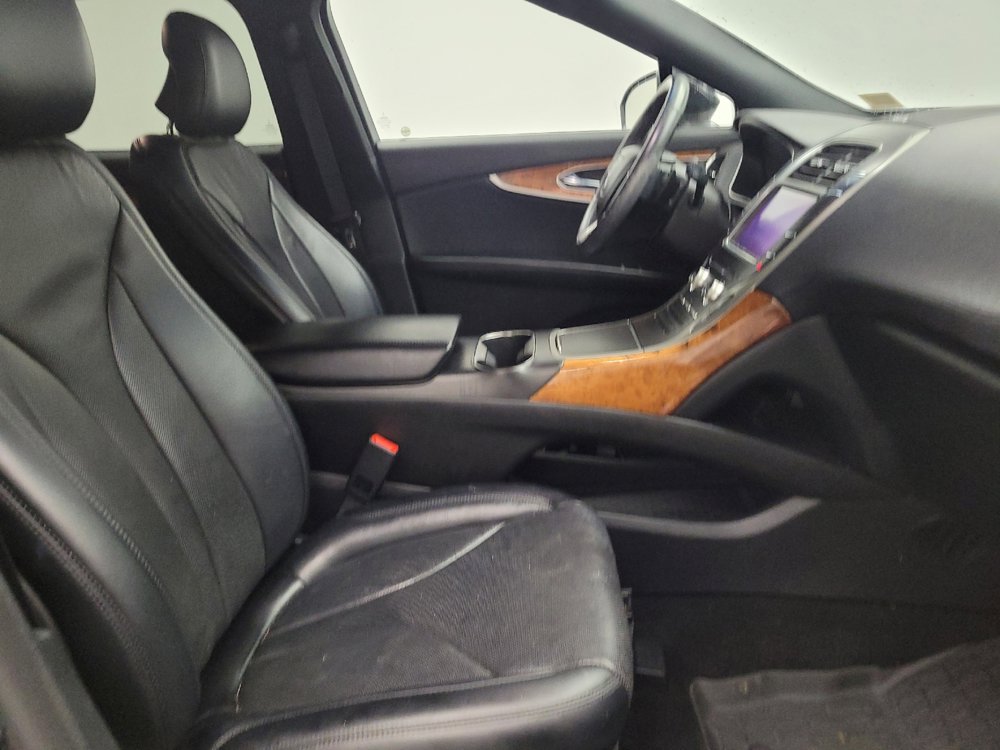 Used 2019 Lincoln Nautilus Reserve AWD/4WD image 21
