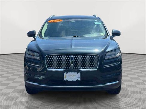 Used 2022 Lincoln Nautilus Reserve AWD/4WD image 2