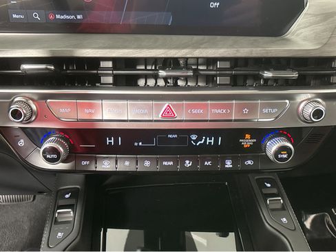 Used 2025 Kia Telluride EX X-Line image 29