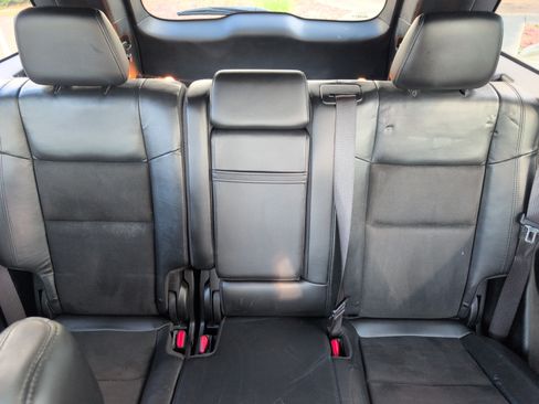 Used 2020 Jeep Grand Cherokee Altitude RWD image 28