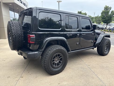 Used 2022 Jeep Wrangler Unlimited Rubicon w/ Steel Bumper Group AWD/4WD image 10