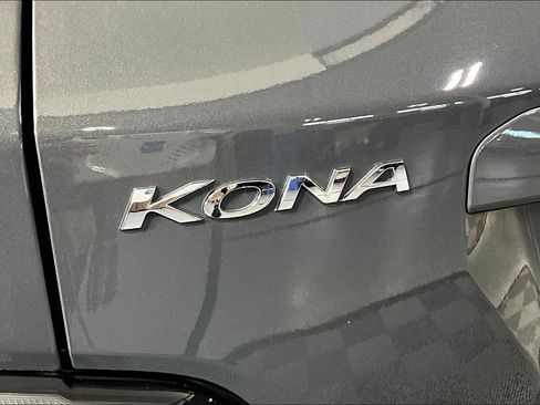 Used 2023 Hyundai Kona SE image 24