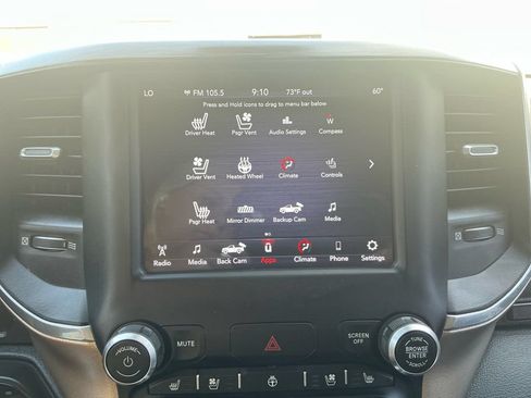 Used 2019 RAM 1500 Laramie AWD/4WD image 26