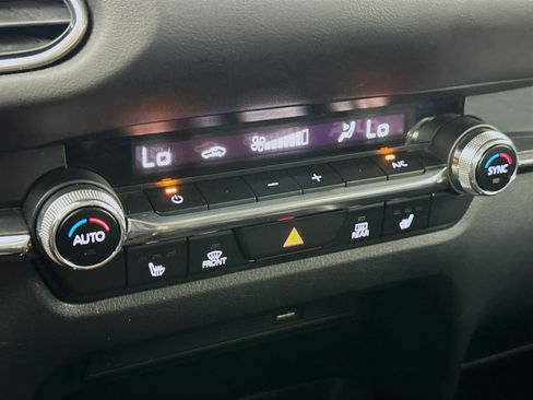 Used 2021 MAZDA CX-30 FWD 2.5 S w/ Premium Package image 24