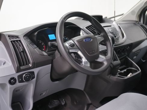 Used 2015 Ford Transit 350 XLT image 7
