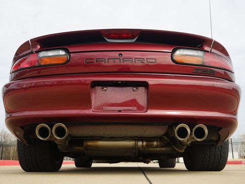 Used 2000 Chevrolet Camaro Z28 w/ Preferred Equipment Group 2 image 13