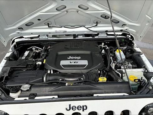 Used 2017 Jeep Wrangler Unlimited Sport w/ Quick Order Package 24S AWD/4WD image 28