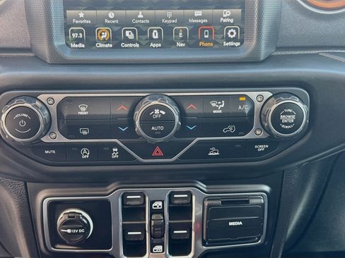 Used 2021 Jeep Gladiator Mojave AWD/4WD image 14