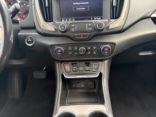 Used 2020 GMC Terrain Denali w/ Denali Premium Package FWD image 11