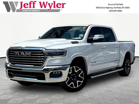 Used 2025 RAM 1500 Laramie AWD/4WD image 1