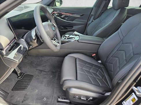 Used 2026 BMW 530i w/ M Sport Package RWD image 15