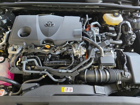 Certified 2026 Toyota Camry SE w/ Convenience Package FWD image 23