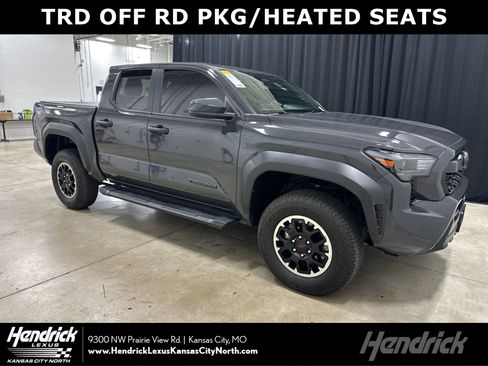 Used 2024 Toyota Tacoma TRD Off-Road AWD/4WD image 1