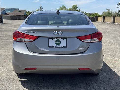 Used 2012 Hyundai Elantra Limited w/ Technology Pkg 5 FWD image 4