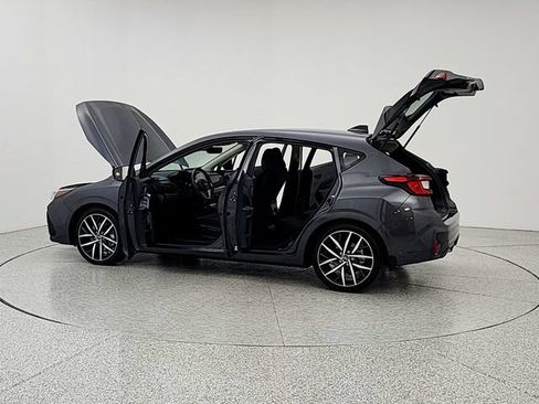 Used 2025 Subaru Impreza 2.0i Sport AWD/4WD image 12