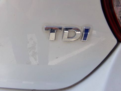 Used 2014 Volkswagen Jetta TDI FWD image 6