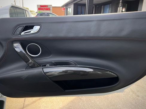 Used 2014 Audi R8 V10 image 23