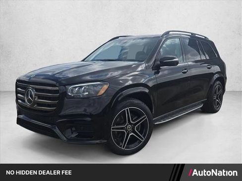 Used 2026 Mercedes-Benz GLS 450 4MATIC image 1