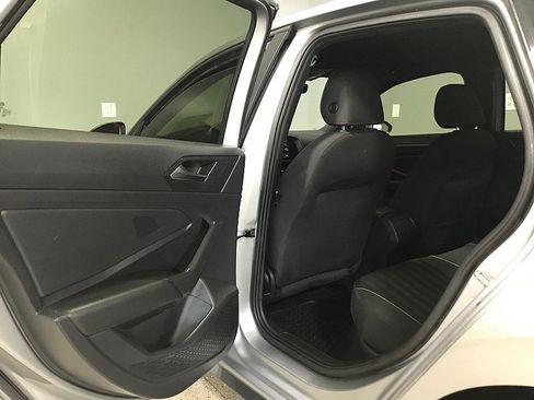Used 2019 Volkswagen Jetta GLI FWD image 18