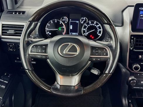 Used 2023 Lexus GX 460 Premium w/ Premium Package image 36