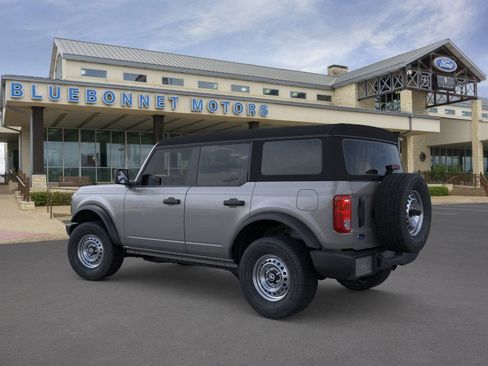 New 2025 Ford Bronco 4-Door image 4