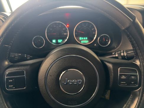 Used 2015 Jeep Wrangler Rubicon w/ Trailer Tow Group image 27