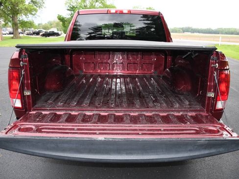 Used 2016 RAM 1500 Express AWD/4WD image 21