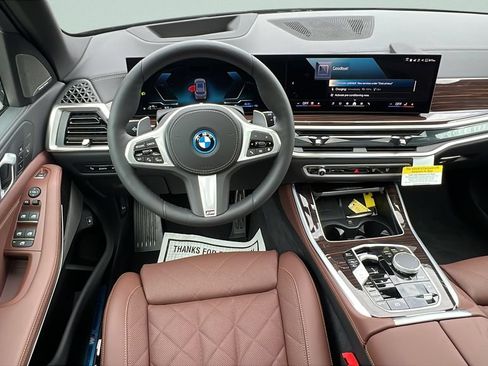 New 2026 BMW X5 xDrive50e w/ M Sport Package AWD/4WD image 11